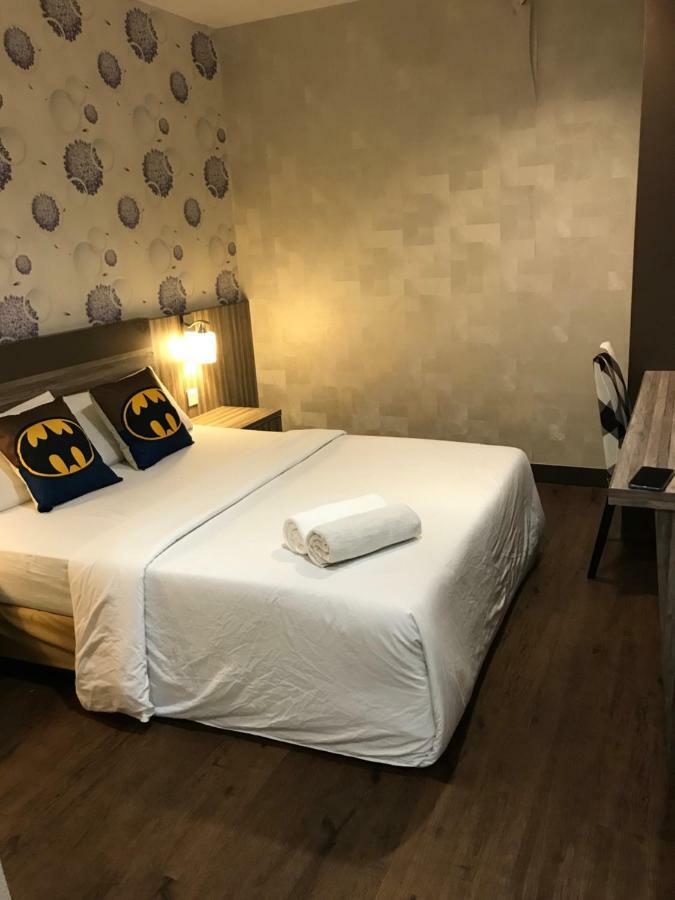 Victory Hotel Johor Bahru Extérieur photo